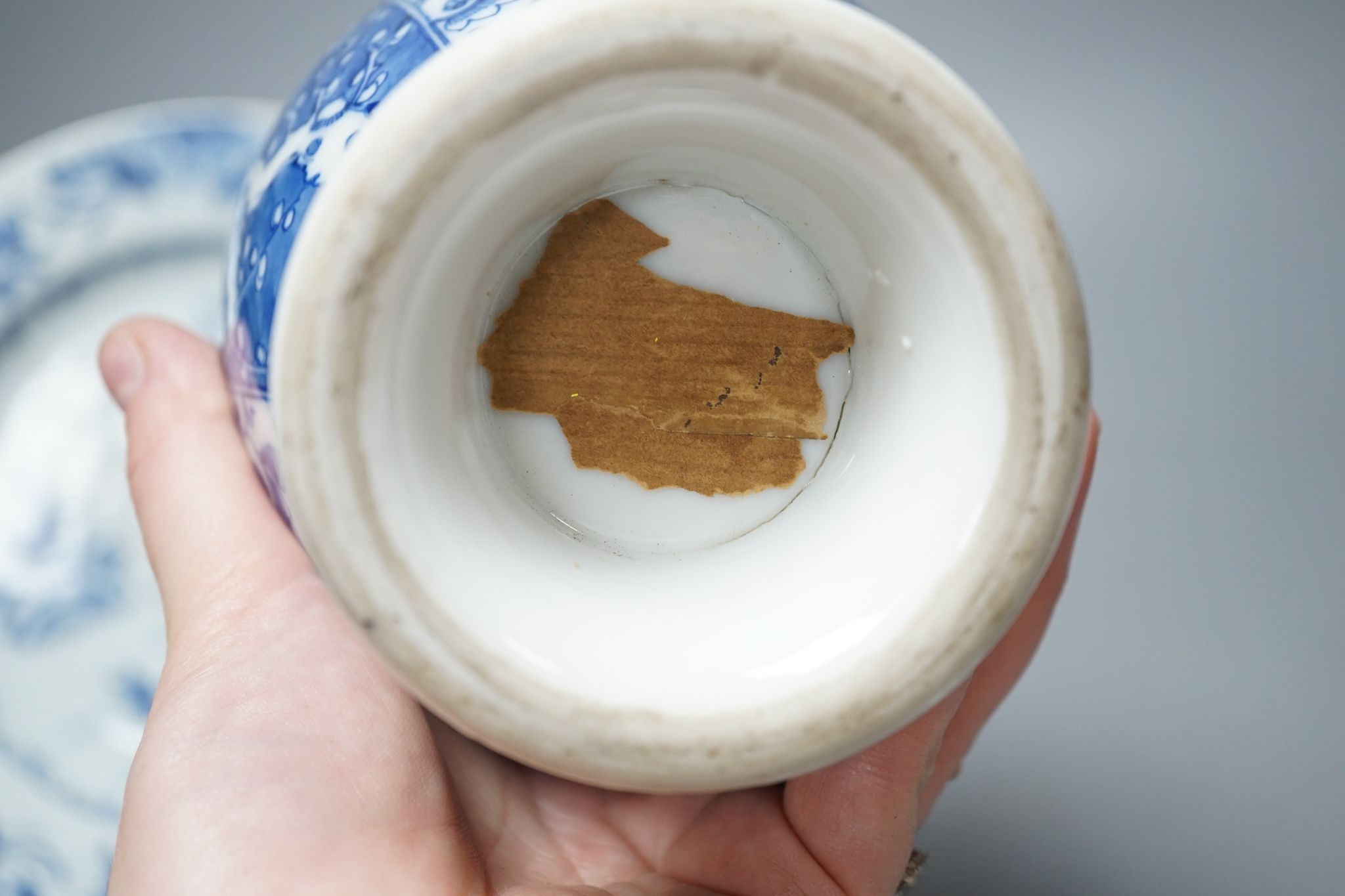 A Chinese blue and white ovoid vase, 20cm a similar dish and plates and celadon glazed vase